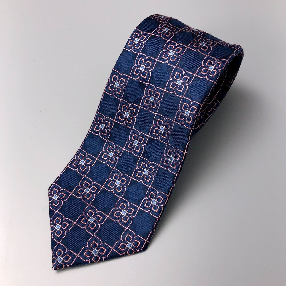 XL Big & Tall 100% Silk Floral Neck Tie in Navy with Pink Accents (Like New)